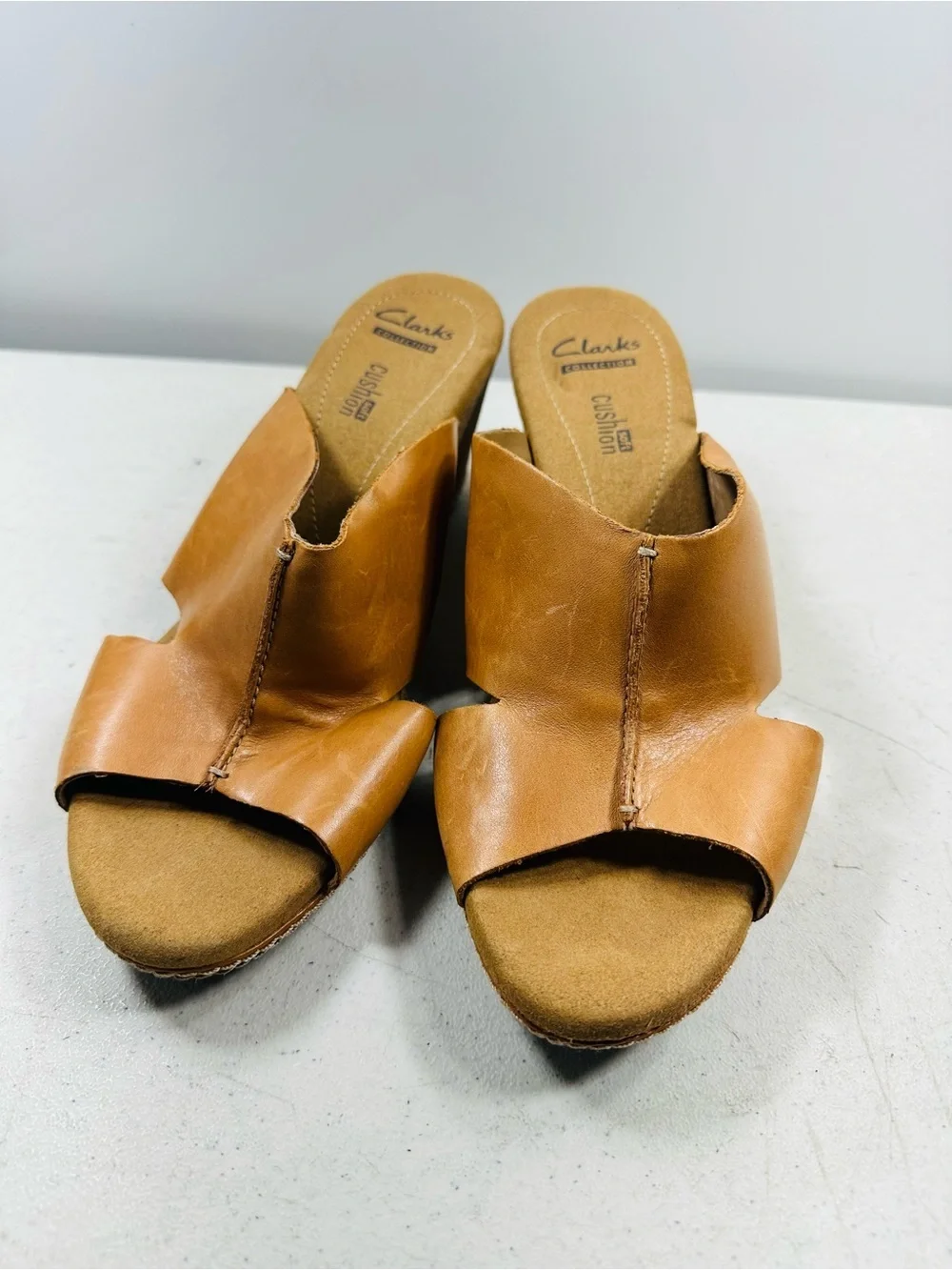 Clarks Tan Leather Wedge Sandals - Women's Comfort Slide size 9